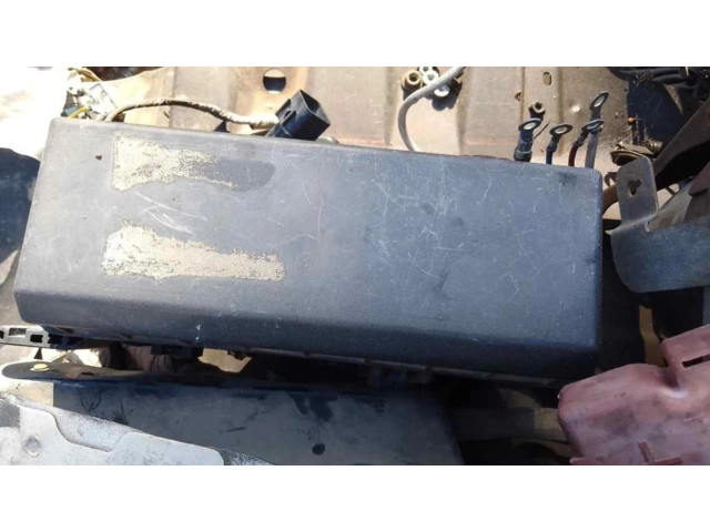 Блок предохранителей Mitsubishi L200