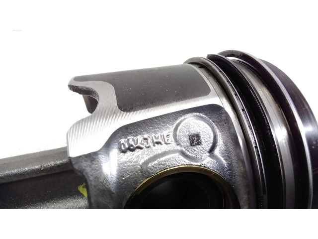 Píst 0843ME, 857101205   BMW 2 F22 F23  pro naftový motor 2.0  1068