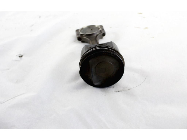 Píst 55277579 Audi Q8