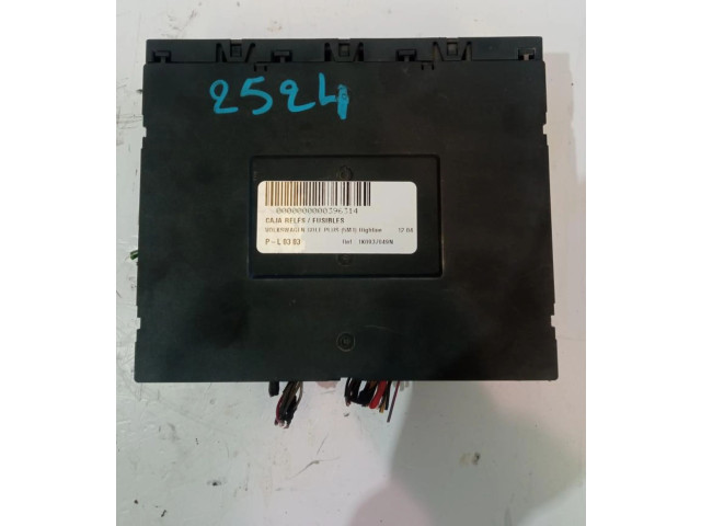 Блок предохранителей 1K0937049N, 1K0937049N Volkswagen Golf Plus