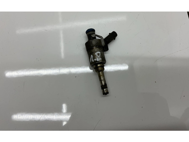 Форсунка 06H906036F Audi A3 S3 8P