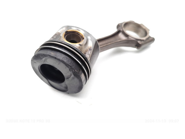 Píst AVB Volkswagen PASSAT B5.5 AVB