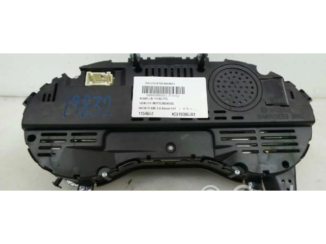 Přístrojová deska Infiniti Q30 2011 A0919006701