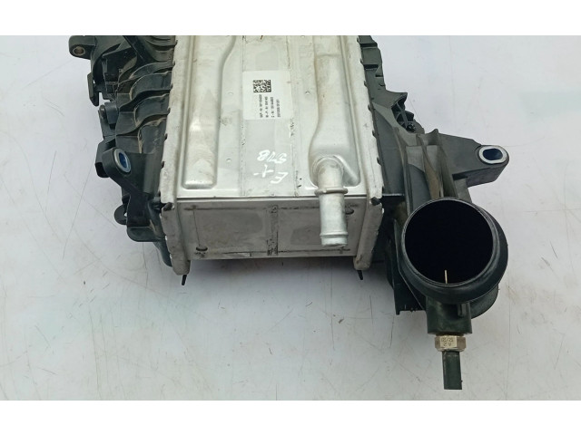 Интеркулер 8641466 Volvo V60