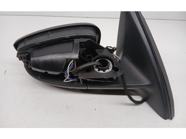 Зеркало электрическое        Skoda Rapid (NH)  2012 - 2019 года   