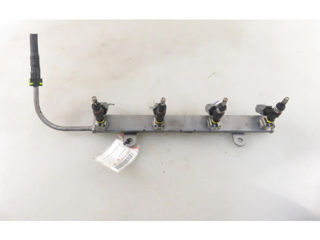 Топливная рампа EAT328, 1465A412   Mitsubishi Outlander   для двигателя Y61