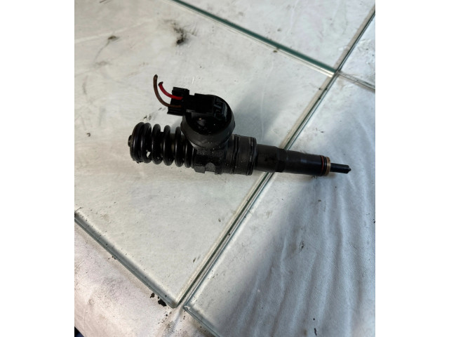 Форсунка 0414720215 Volkswagen Jetta V BKC