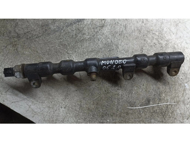 Топливная рампа R9144Z050B Ford Mondeo Mk III 2.0