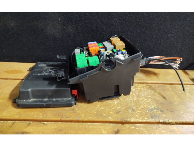   Pojistková skříňka 9804848580   Citroen Berlingo 2023