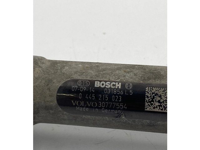 Топливная рампа 30777554, 031856L5   Volvo V70  