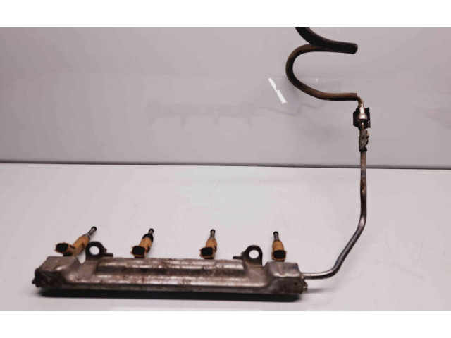 Vstřikovací lišta OEM   Toyota Corolla E160 E170     