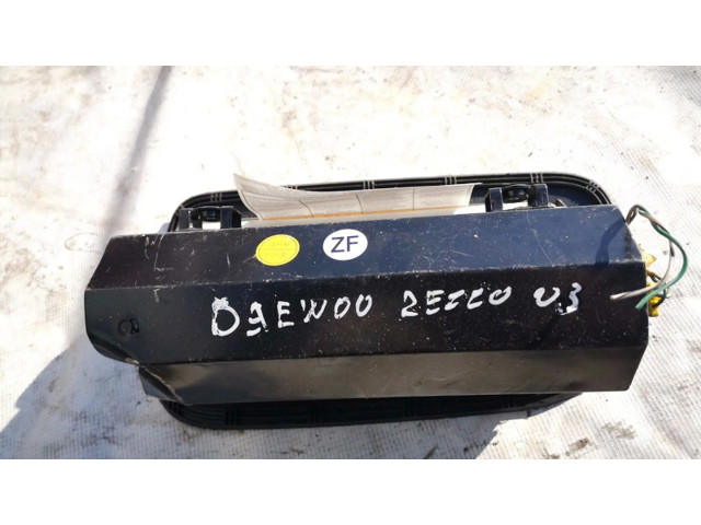 Подушка безопасности пассажира 16823811 Chevrolet Tacuma