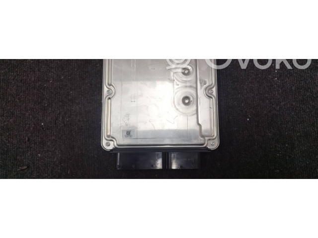 Řídící jednotka 070906016EC, 1039S26400 Volkswagen Multivan T5 2009