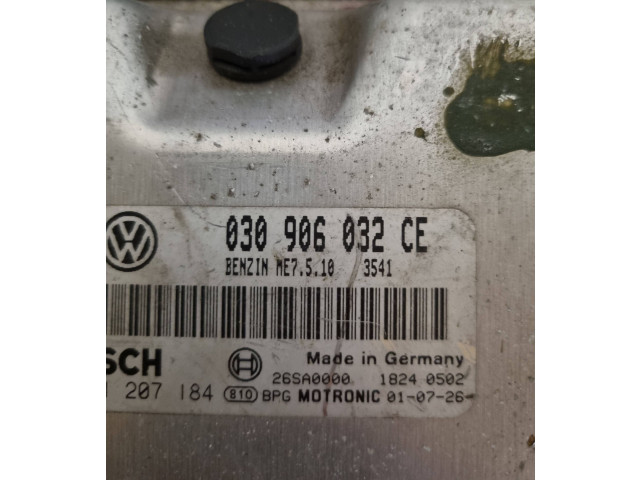 Блок управления двигателя 030906032CE, 18240502 Volkswagen Lupo