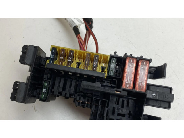 Pojistková skříňka A2059067200 Mercedes-Benz C W205 2016