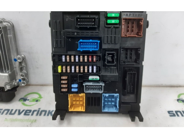 Блок управления двигателя    Peugeot Partner III