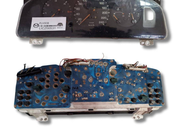 Панель приборов PLH90B   Mazda 626       