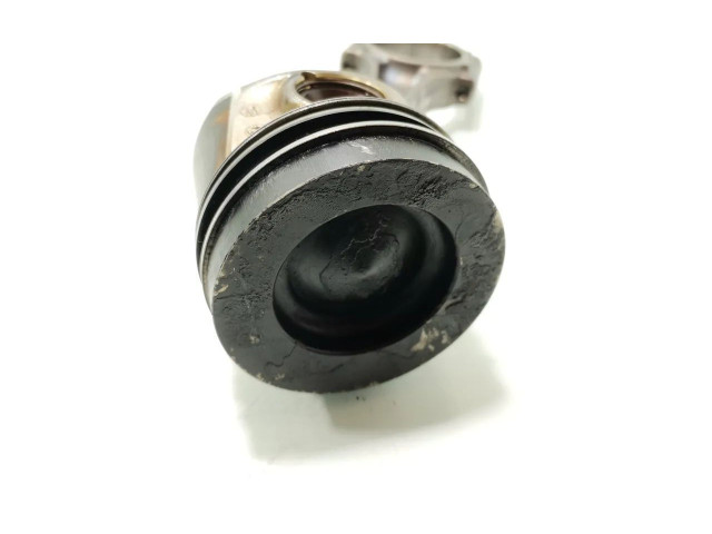 Поршень с шатуном CXXA Volkswagen Golf VII