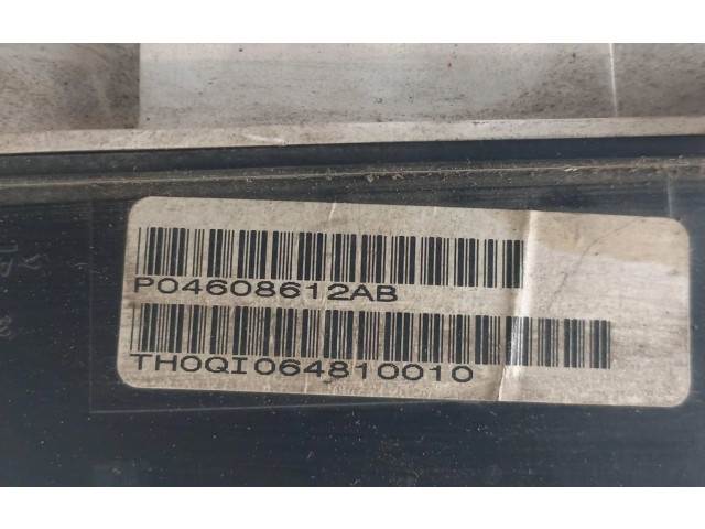 Pojistková skříňka Спидометр (приборный щиток) P04608612AB Chrysler Stratus