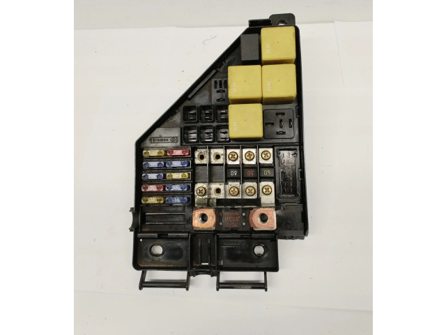 Блок предохранителей FK7214F041AB Rover 45