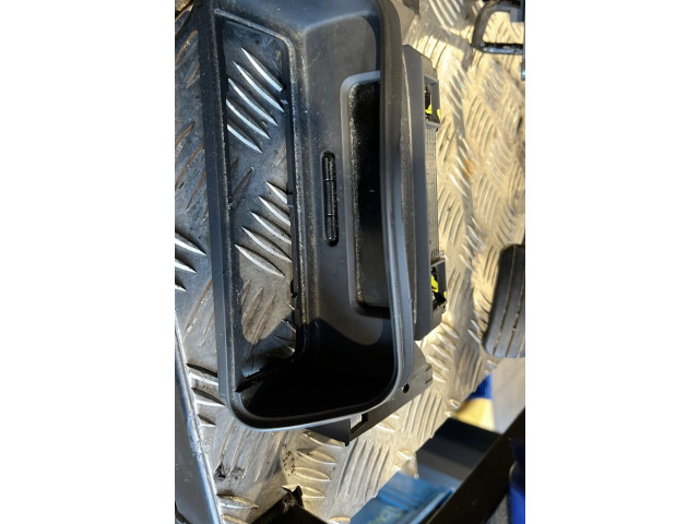 Дисплей 8200633621 Renault Clio II