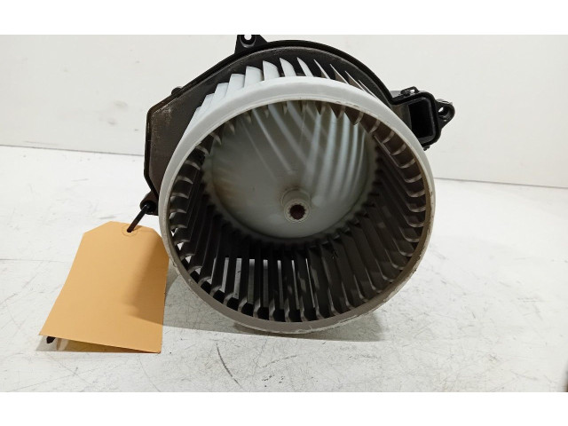 Вентилятор печки       Peugeot Partner