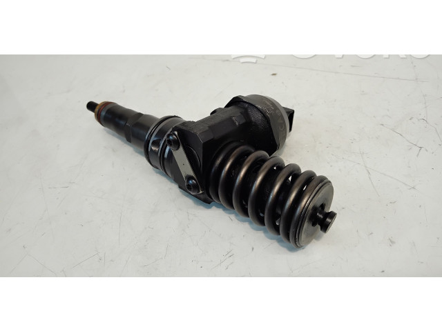 Vstřikovač 038130073AQ, 0414720213   Volkswagen Caddy     