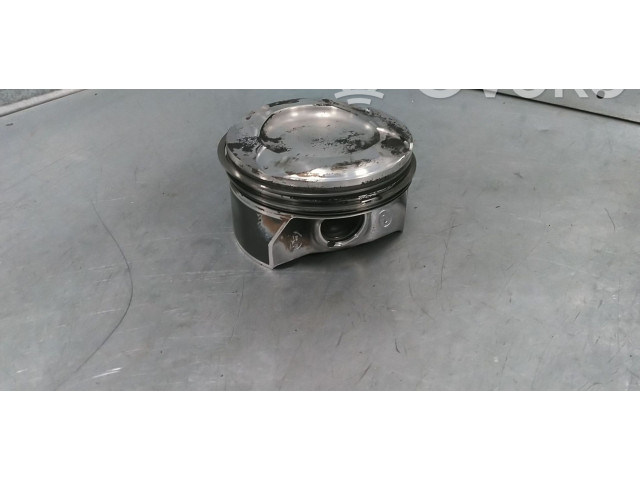 Píst A2760300700   Mercedes-Benz GLE (W166 - C292)    276821 