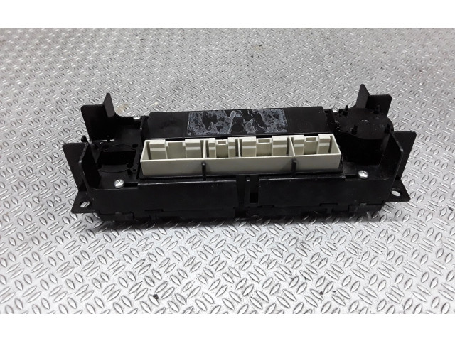 Блок управления климат-контролем Skoda Octavia Mk1 (1U)