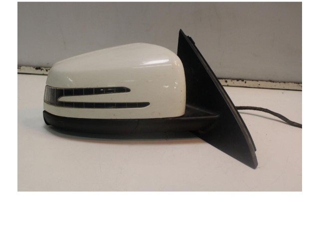 Zpětné zrcátko Mercedes-Benz GLA W156 2013