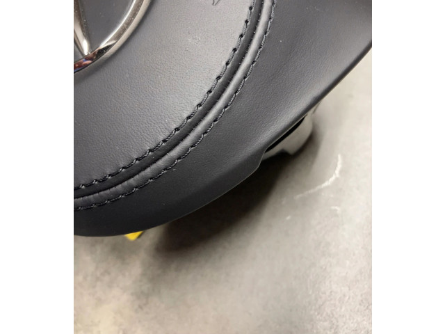 Подушка безопасности водителя A0008601902   Mercedes-Benz A W176