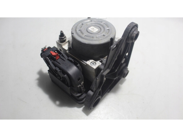 Блок АБС Skoda Octavia Mk3 (5E) 2013 - 2019 года