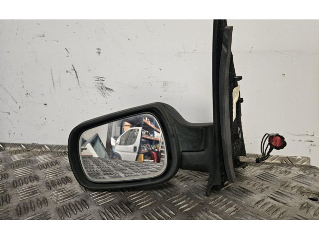 Зеркало электрическое Ford Fusion 2002 - 2005 года