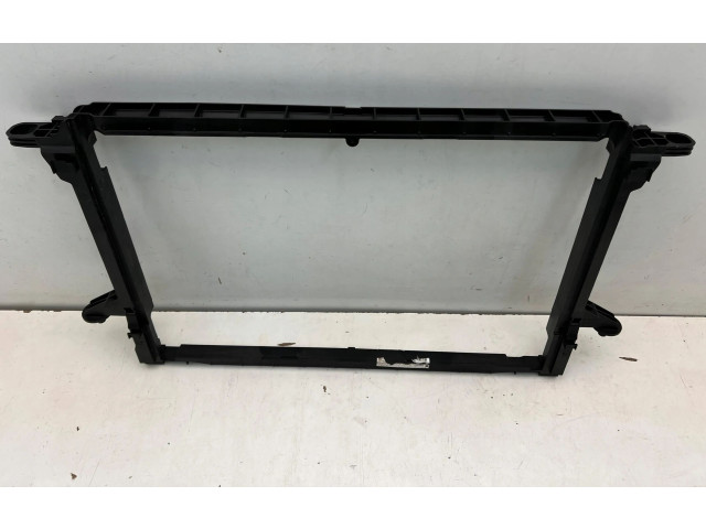 Диффузор 4KE121360G Audi e-tron