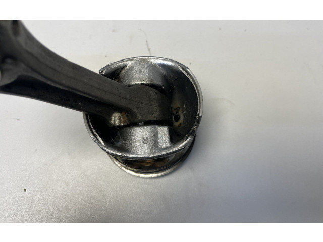 Píst 7812585, 8508023 BMW X5 F15 N57 D30 B