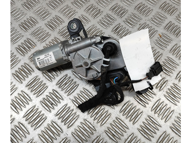 Моторчик заднего дворника 8V0955711B, W000086088 Audi Q2 -