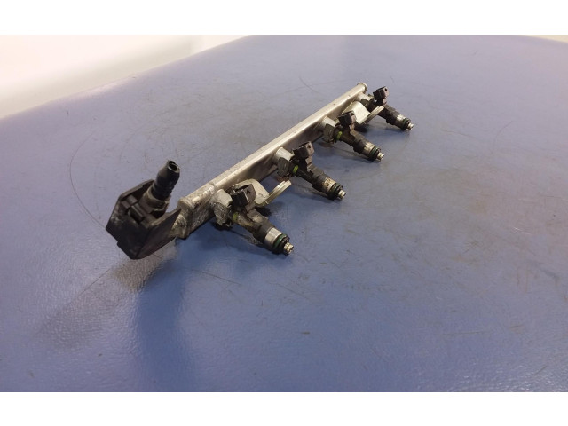 Топливная рампа Mitsubishi Lancer VIII для двигателя 4A92