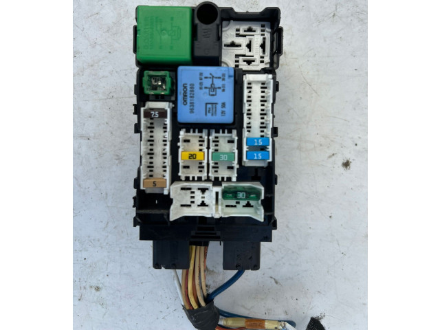 Блок предохранителей 9665492680, 9665492680 Citroen DS4