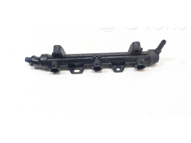 Топливная рампа 03E133320A Skoda Fabia Mk1 (6Y)