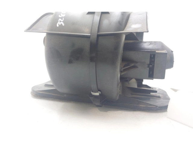 Вентилятор печки    7700810270   Renault Clio I