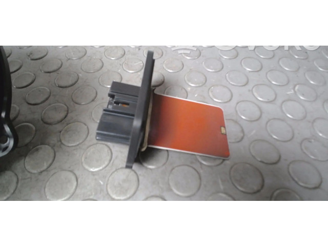 Подушка безопасности в сиденье GJ8AA026114, NICHTZUTREFFEND Mazda 2