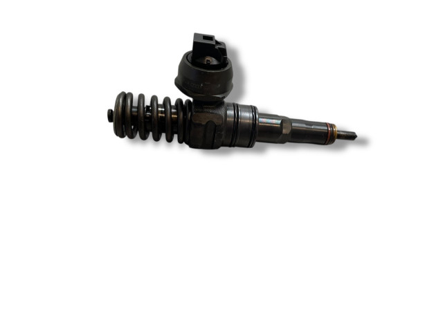 Vstřikovač 038130073br, 0414720232 Volkswagen Caddy BST