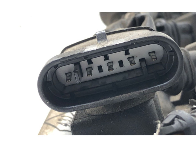 Топливная рампа 8200292590 Renault Clio III