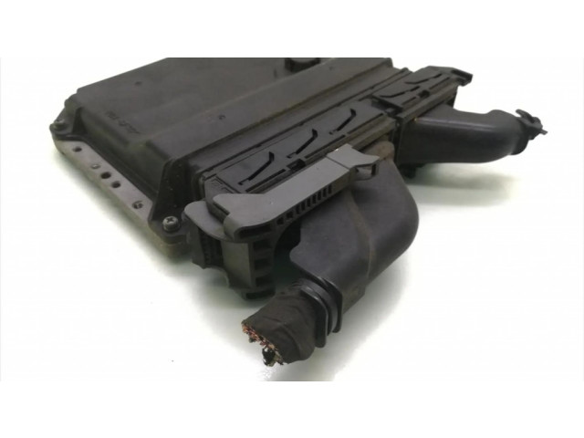 Řídící jednotka 89661-05D81, MB275400-1141 Toyota Avensis T270 2010