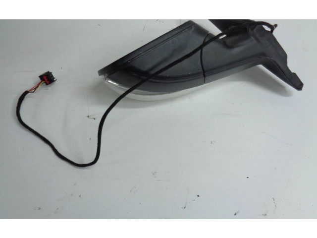 Зеркало электрическое Skoda Octavia Mk3 (5E) 2013 - 2019 года