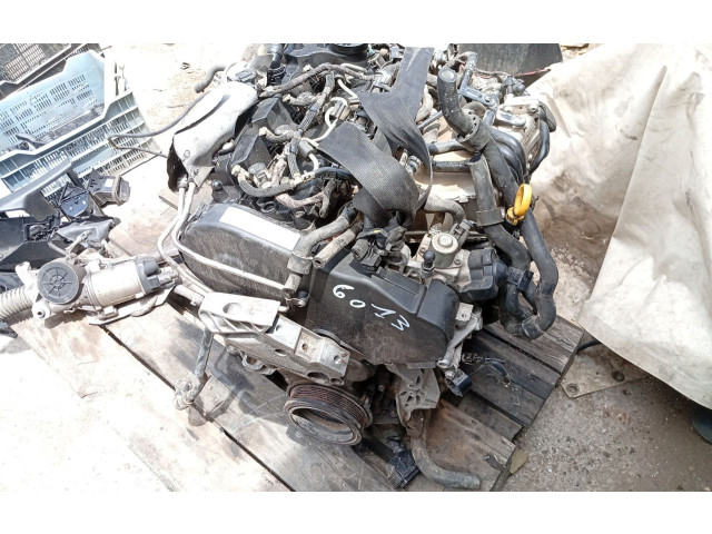  Поршень CRKB,CXXB,DBKA 04L107065D001, 04E198401S  Skoda Octavia Mk3 (5E)  