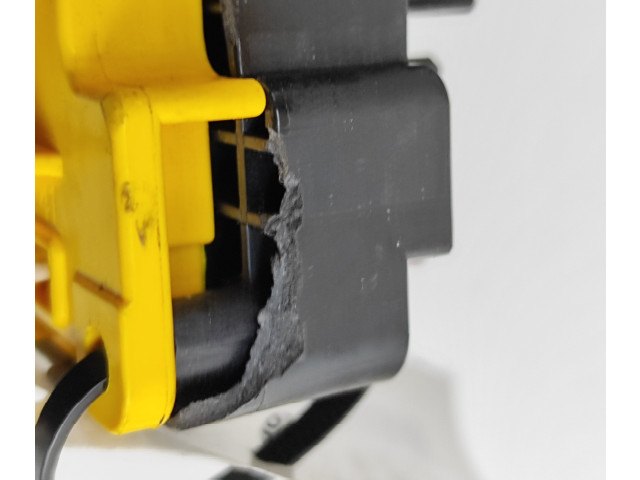 Блок предохранителей 9804848580 Peugeot 2008 II