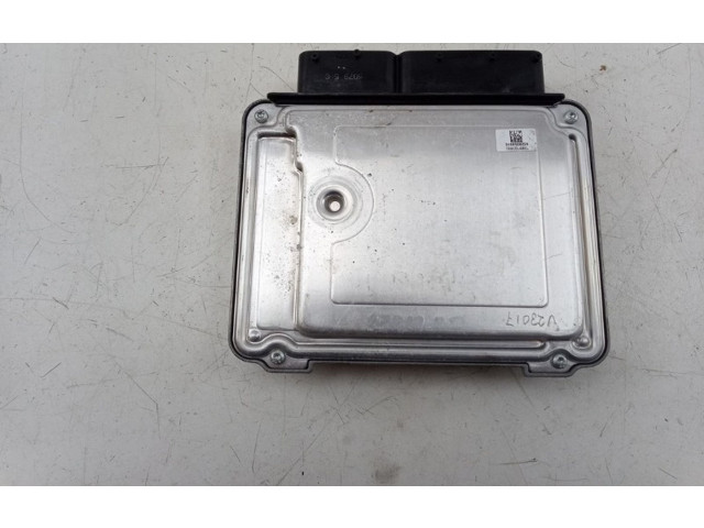 Блок управления впрыском 03C906016, 0261S04390   Volkswagen Golf Plus