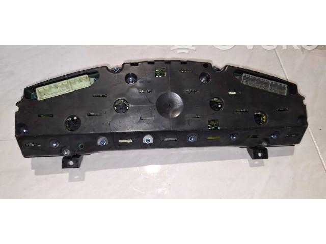 Панель приборов 04836990AA, P04602493AE   Chrysler 300 - 300C       