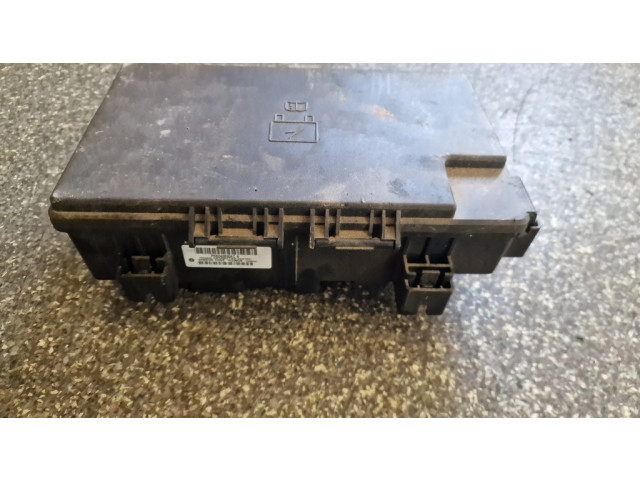 Pojistková skříňka P68242830AC Dodge Durango 2015